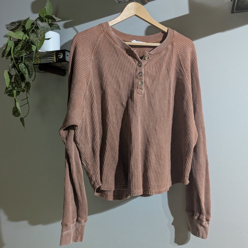 Double Zero | Oversized Waffle Knit Henley Top | Size L